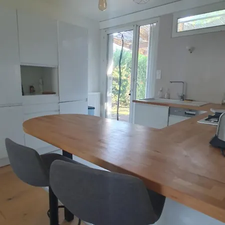 Maison Entiere Avec Jardin Feriehus